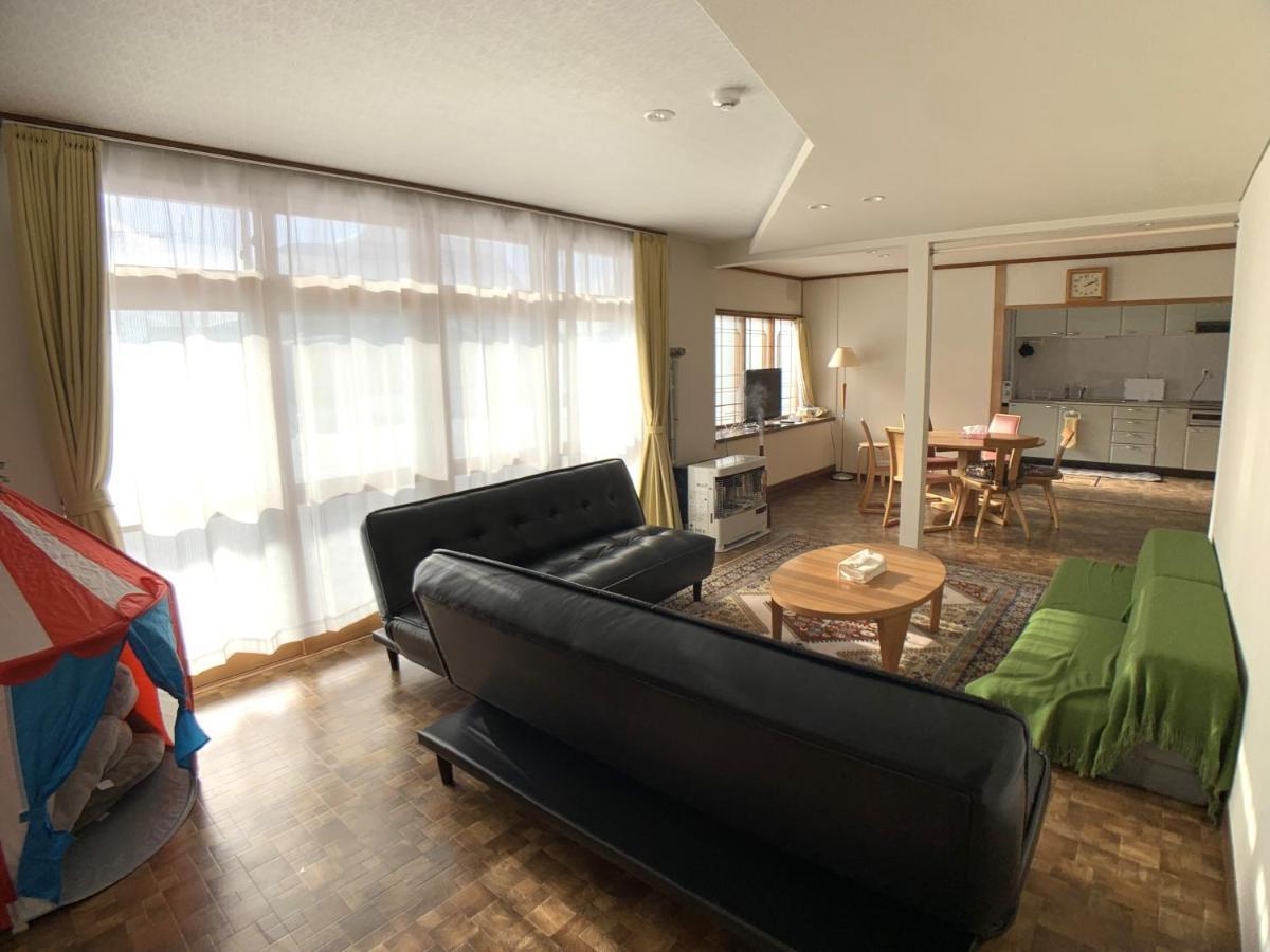 Higashikawa Home Esterno foto